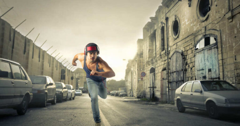 Shrimpy IRS Agent Tries to Outrun James O’Keefe, and It Doesn’t Go Well