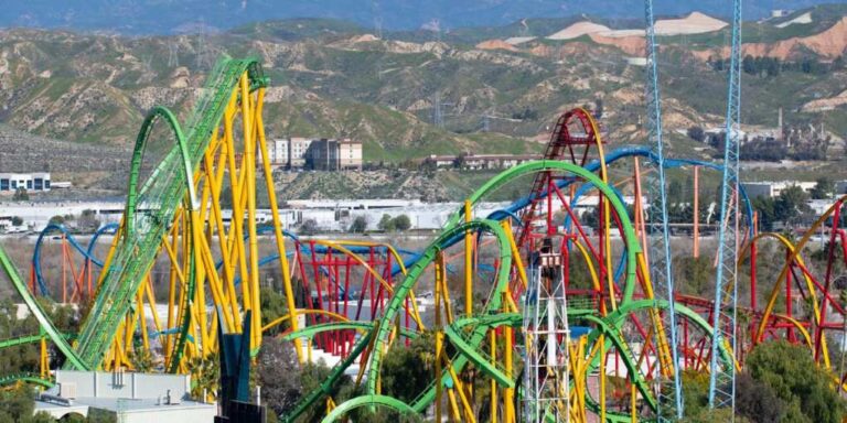 Chaos at Six Flags — Riders Trapped in Terrifying Malfunction
